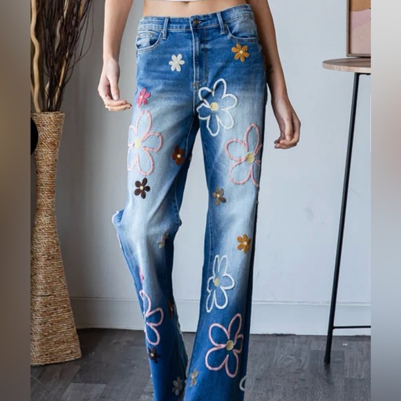 Oli & Hali Blue Floral Embroidered Jeans - Picture 7 of 9